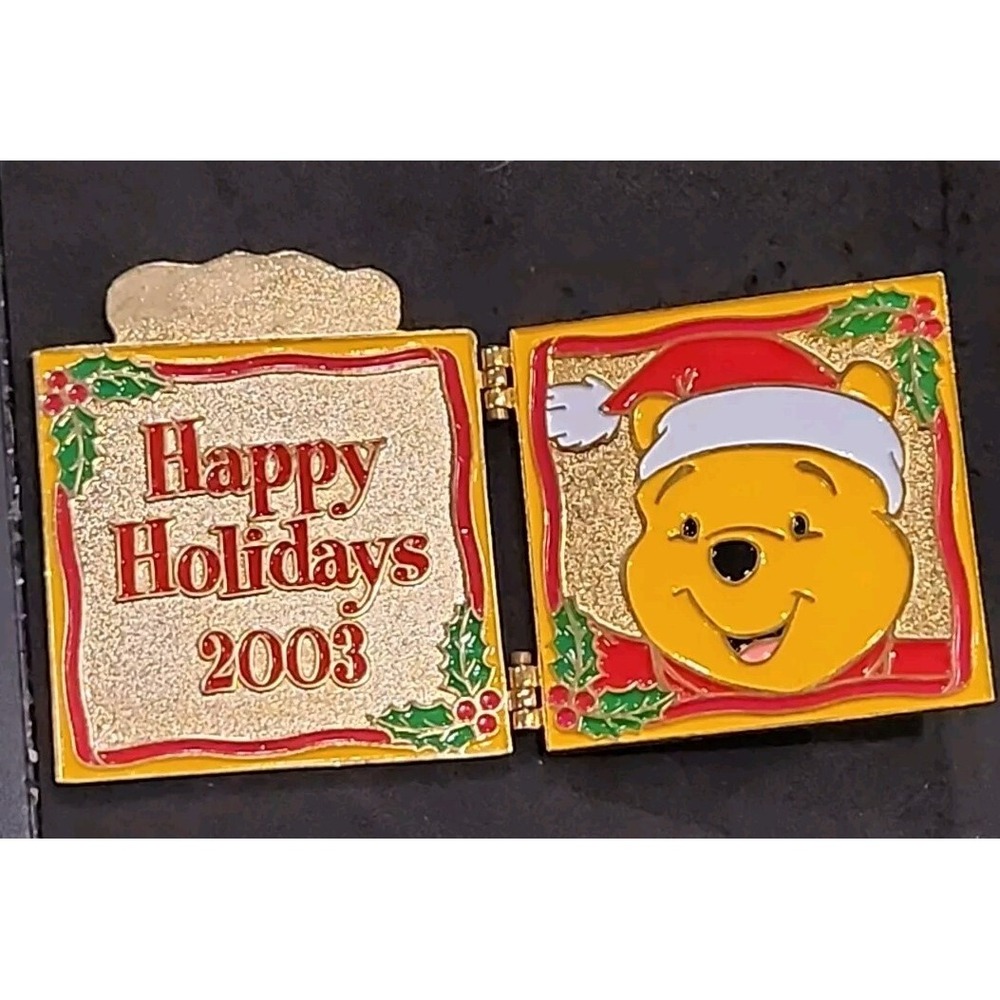 Disney Pin Winnie the Pooh Happy Holidays Hinged‎ Gift Opens DLR LE 1500 27218